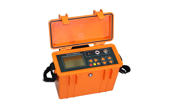 CD-830數(shù)字式電力電纜故障定點儀(基礎(chǔ)性)